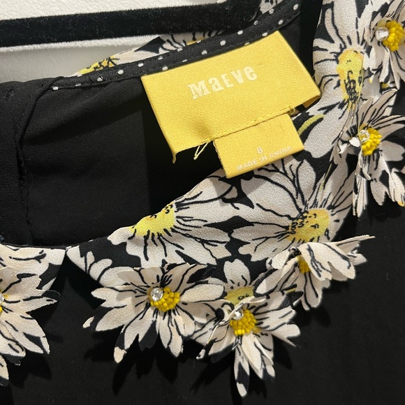 Anthropologie Black Fluttered Daisy Top Blouse 8 - Picture 4 of 4